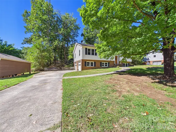 583 Brown Lee DR SW, Concord, NC 28025