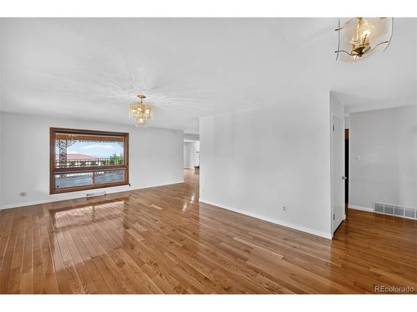 632 S Gardenia, Lakewood, CO 80228