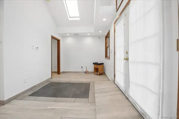 72 Poplar AVE #72, Bronx, NY 10465