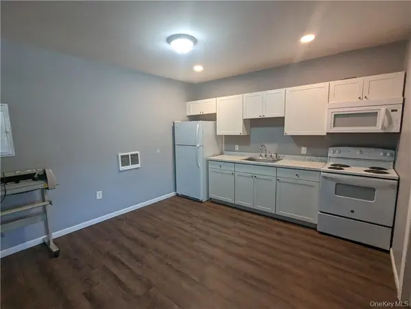 3144 Route 9W #400, New Windsor, NY 12553