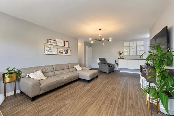 1841 Central Park AVE #6N, Yonkers, NY 10710