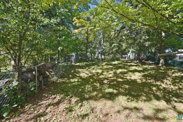 4125 Woodland Ave, Duluth, MN 55803