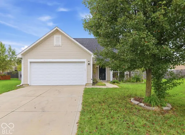 6489 Enclave CT, Greenwood, IN 46143