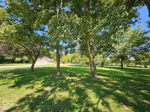 206 W 266th ST W, Sheridan, IN 46069