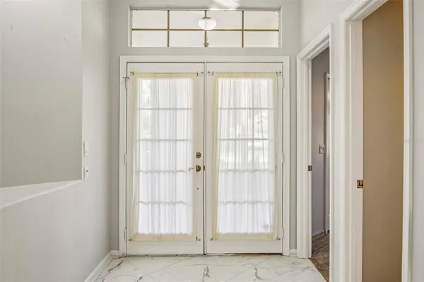 5814 FAIRWOODS CIR, Sarasota, FL 34243