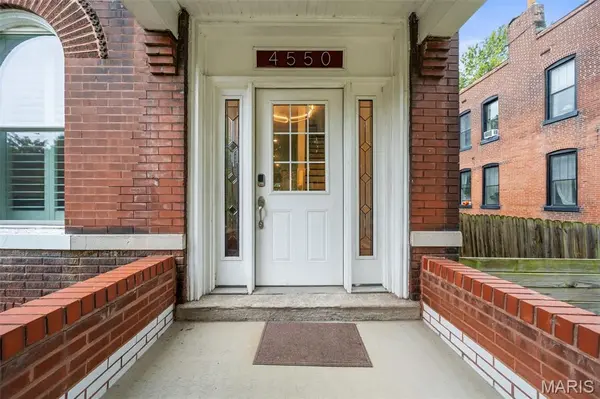 4550 Oakland AVE, St Louis, MO 63110