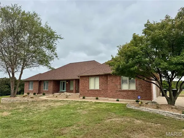 605 Judges WAY, Troy, MO 63379