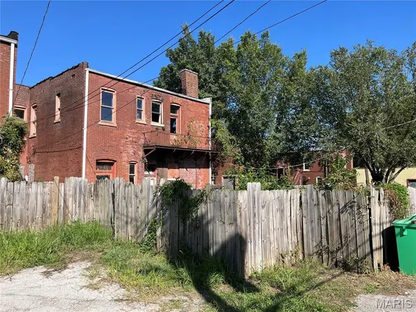 2000-2002 Geyer AVE, St Louis, MO 63104