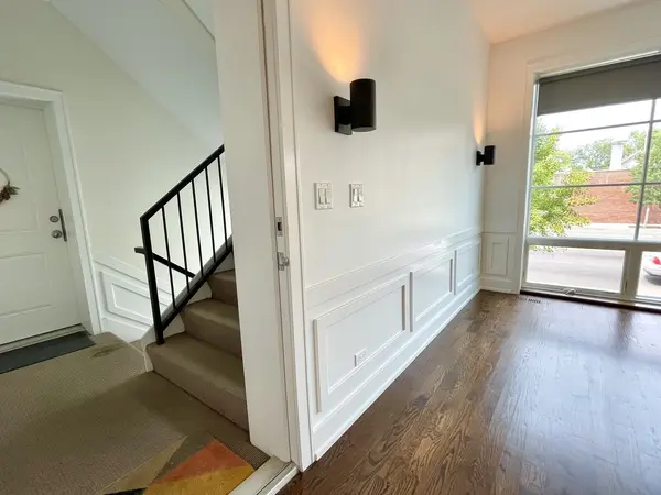 2453 W Irving Park RD #1E, Chicago, IL 60618