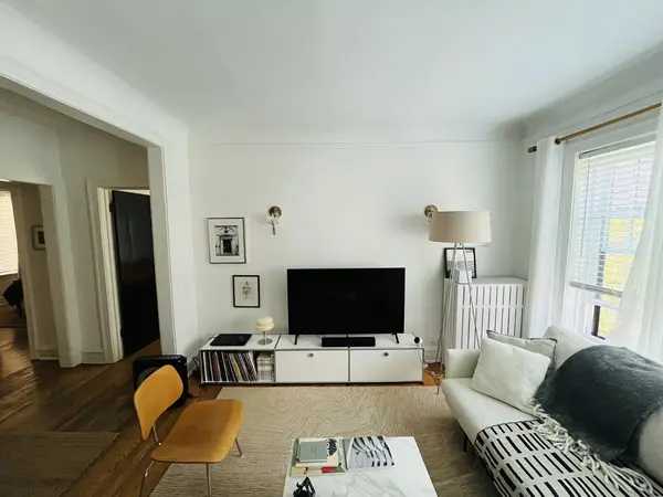 726 Hinman AVE #2W, Evanston, IL 60202