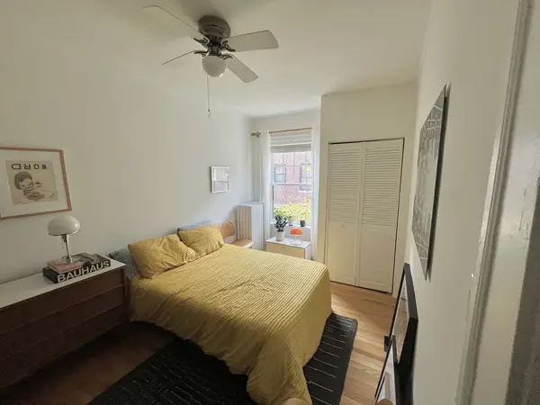 726 Hinman AVE #2W, Evanston, IL 60202