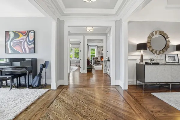 6537 35th RD N, Arlington, VA 22213