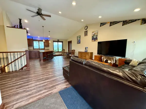 210 Prairie View DR, Dennison, MN 55018