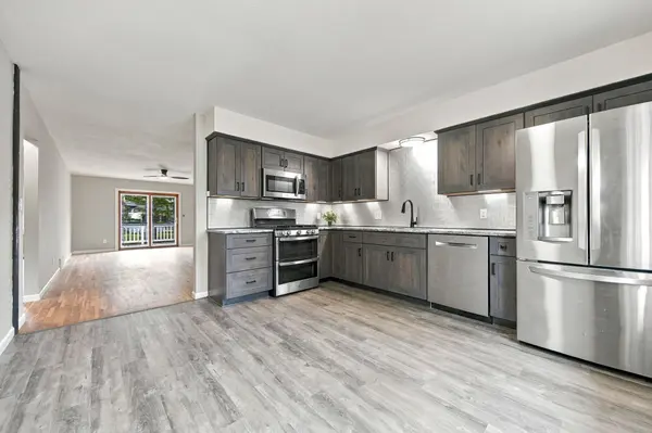 1709 Cochrane AVE, Eagan, MN 55122