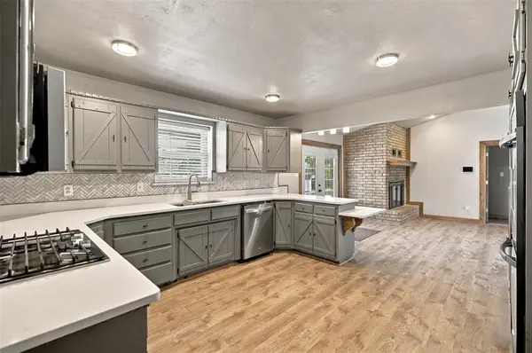 505 S 4th AVE, Stroud, OK 74079