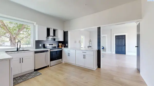 231205 E Lechelt Road, Kennewick, WA 99337