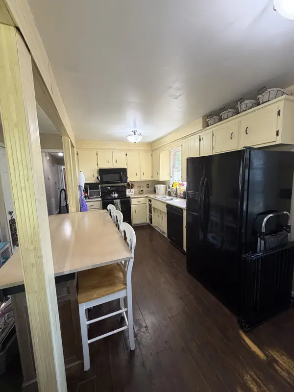 434 Bluff Dr, Clarksville, TN 37043