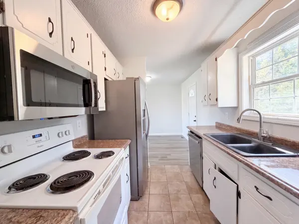 3244 S Senseney Cir, Clarksville, TN 37042