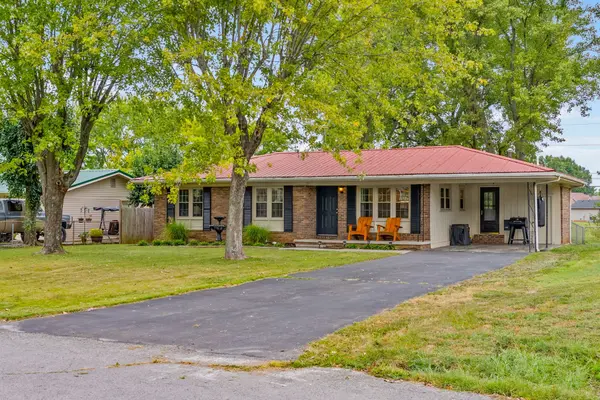426 Colonial Ter, Hopkinsville, KY 42240