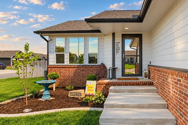 4368 N Rutgers Cir., Maize, KS 67101