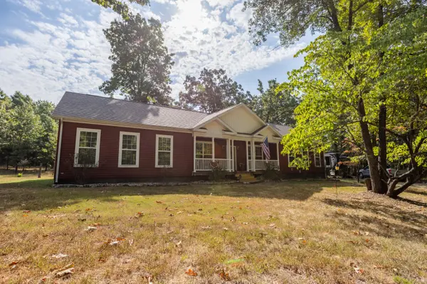 10420 Dogwood RD, Mountain Grove, MO 65711