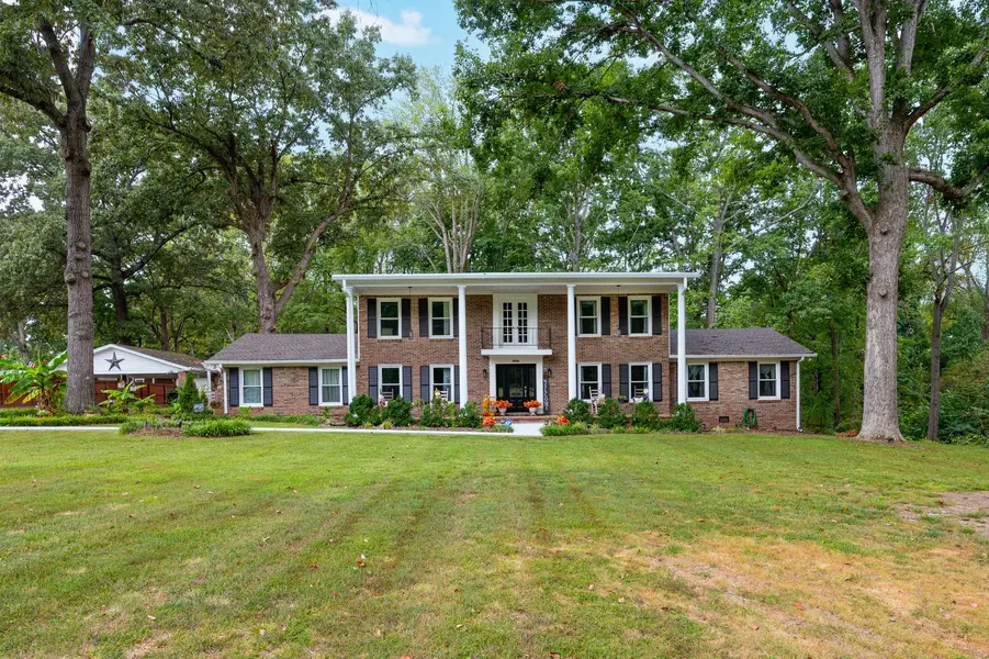 1311 Academy Rd, Portland, TN 37148