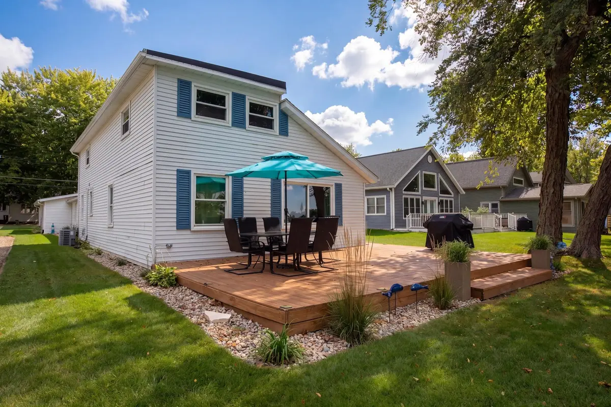 3923 Lake Shore DR, Bremen, IN 46506