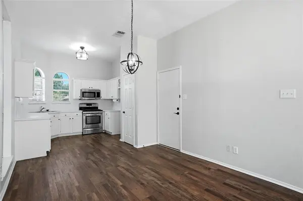 910 York Street, Forney, TX 75126