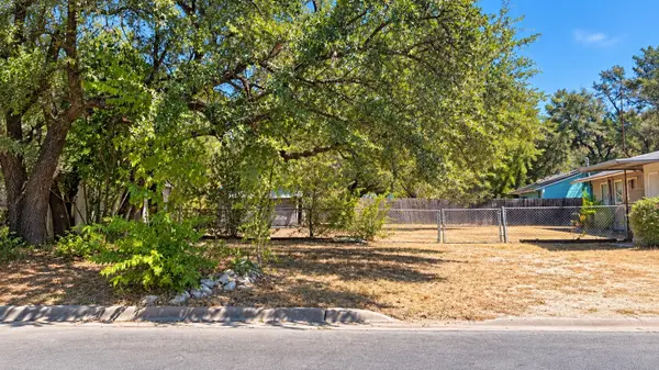 1506 Circle DR, Round Rock, TX 78664
