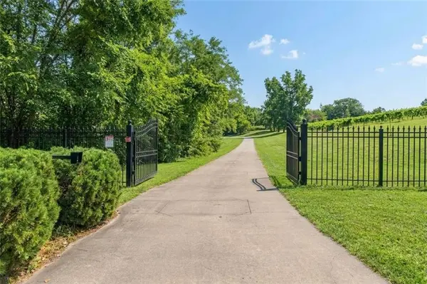 22350 Grass Pad RD, Platte City, MO 64079