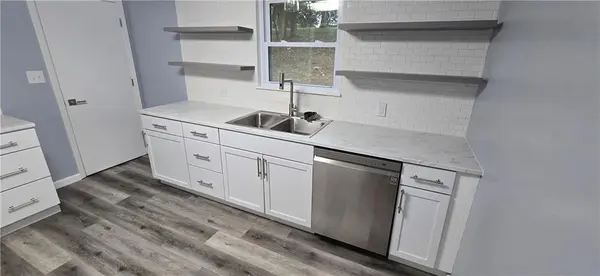6906 N Pennsylvania AVE, Kansas City, MO 64118