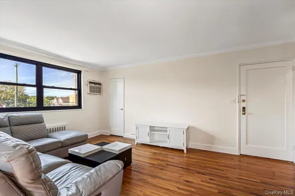 17-03 Utopia Pkwy #2-48, Whitestone, NY 11357
