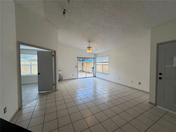 5427 CEDAR LN, Orlando, FL 32811