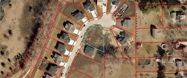 4208 James DR, Cedar Falls, IA 50613