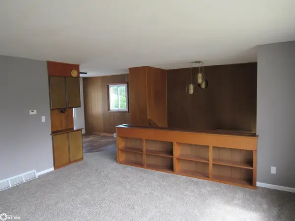 610 Walnut ST, Burlington, IA 52601