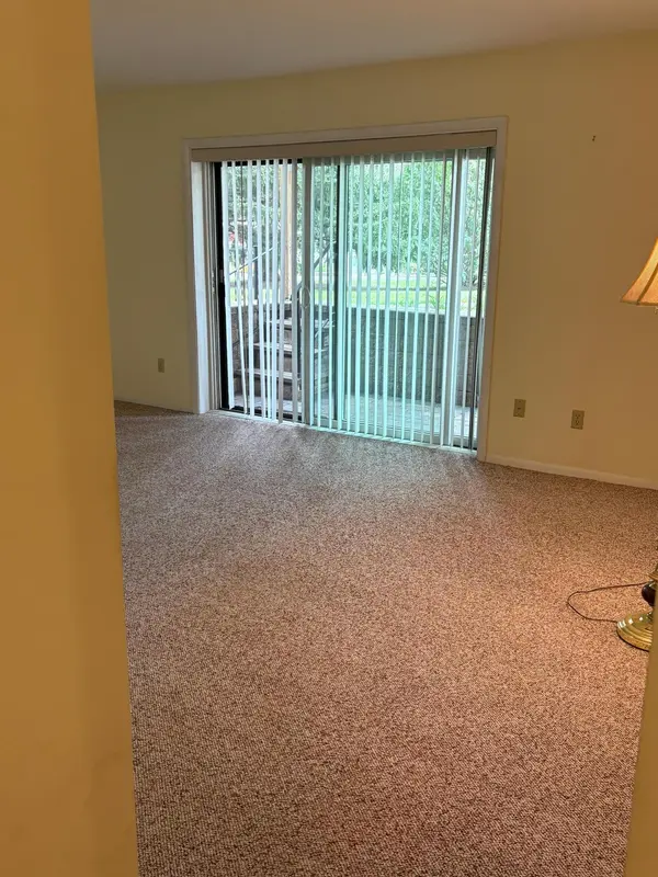 10113 W 34th ST #111, Minnetonka, MN 55305
