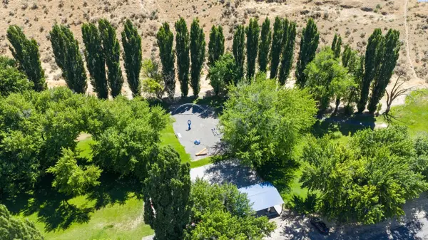 210 Caldona Ave, Mesa, WA 99343