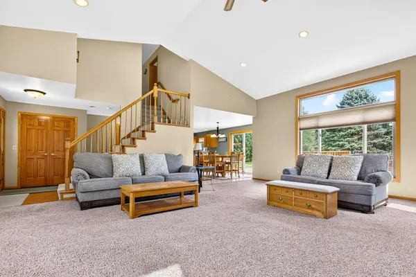 N3548 SUNSET LN, New London, WI 54961