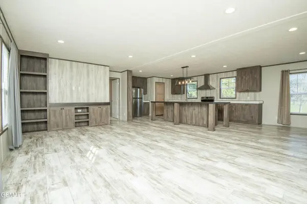 325 Co Rd 312, Sweetwater, TN 37874