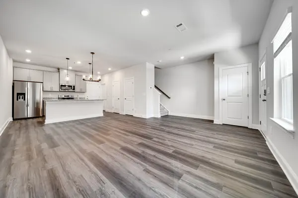 204 Douglas Bend Rd #2304, Gallatin, TN 37066