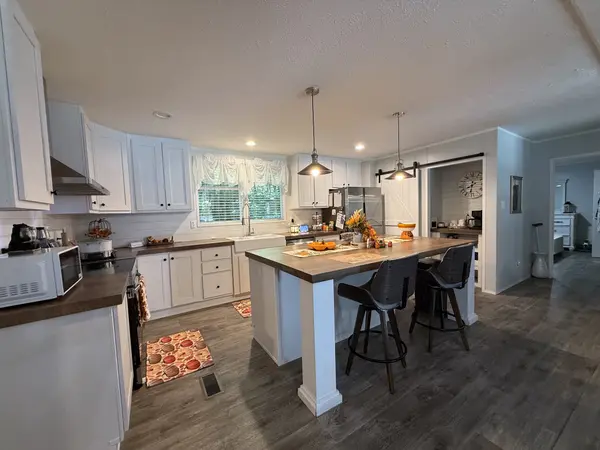 443 Cole Dr, Pigeon Forge, TN 37863
