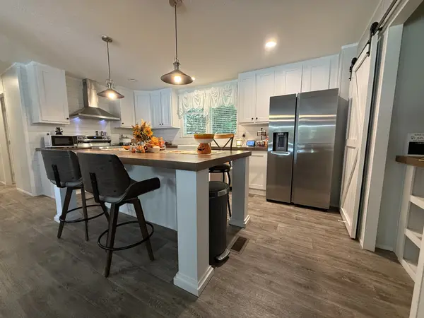443 Cole Dr, Pigeon Forge, TN 37863