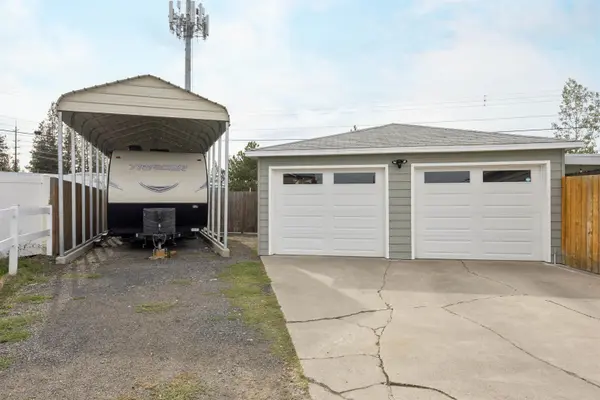 1227 W Rosewood Ct, Spokane, WA 99208