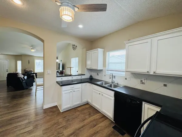 216 W Poplar, Goddard, KS 67052