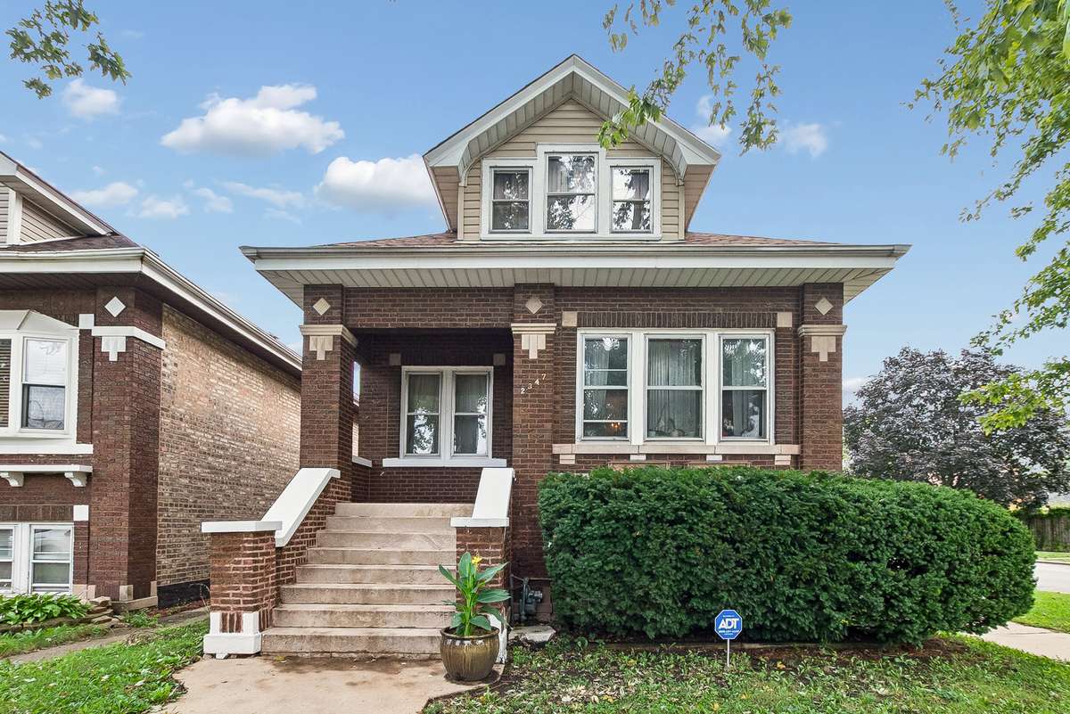 2347 Harvey AVE, Berwyn, IL 60402
