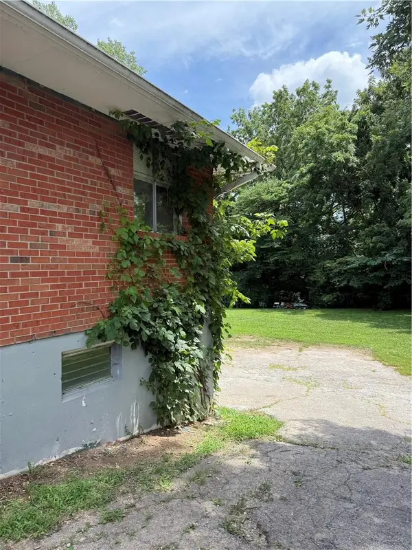 4203-4207 N Askew AVE, Kansas City, MO 64117