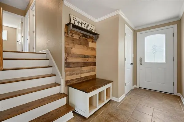 2008 W 84th ST, Leawood, KS 66206