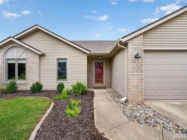 1328 Oak Bay RUN, Fort Wayne, IN 46825-6545