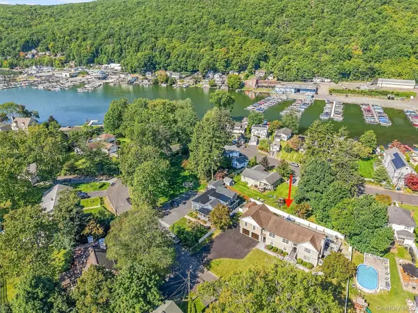 1 Hazen Street, Greenwood Lake, NY 10925