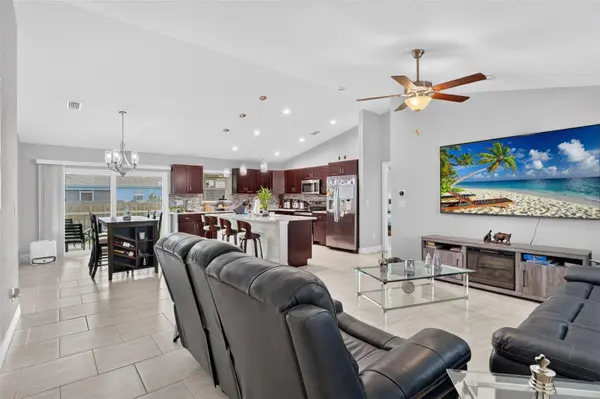 4148 PONCE DE LEON BLVD, North Port, FL 34291